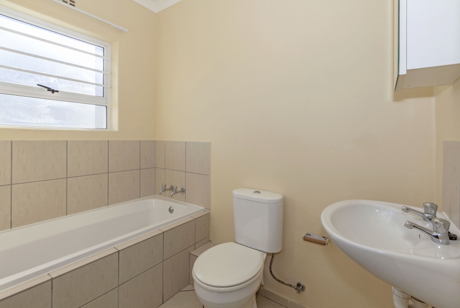 To Let 2 Bedroom Property for Rent in Sunset Glen Western Cape